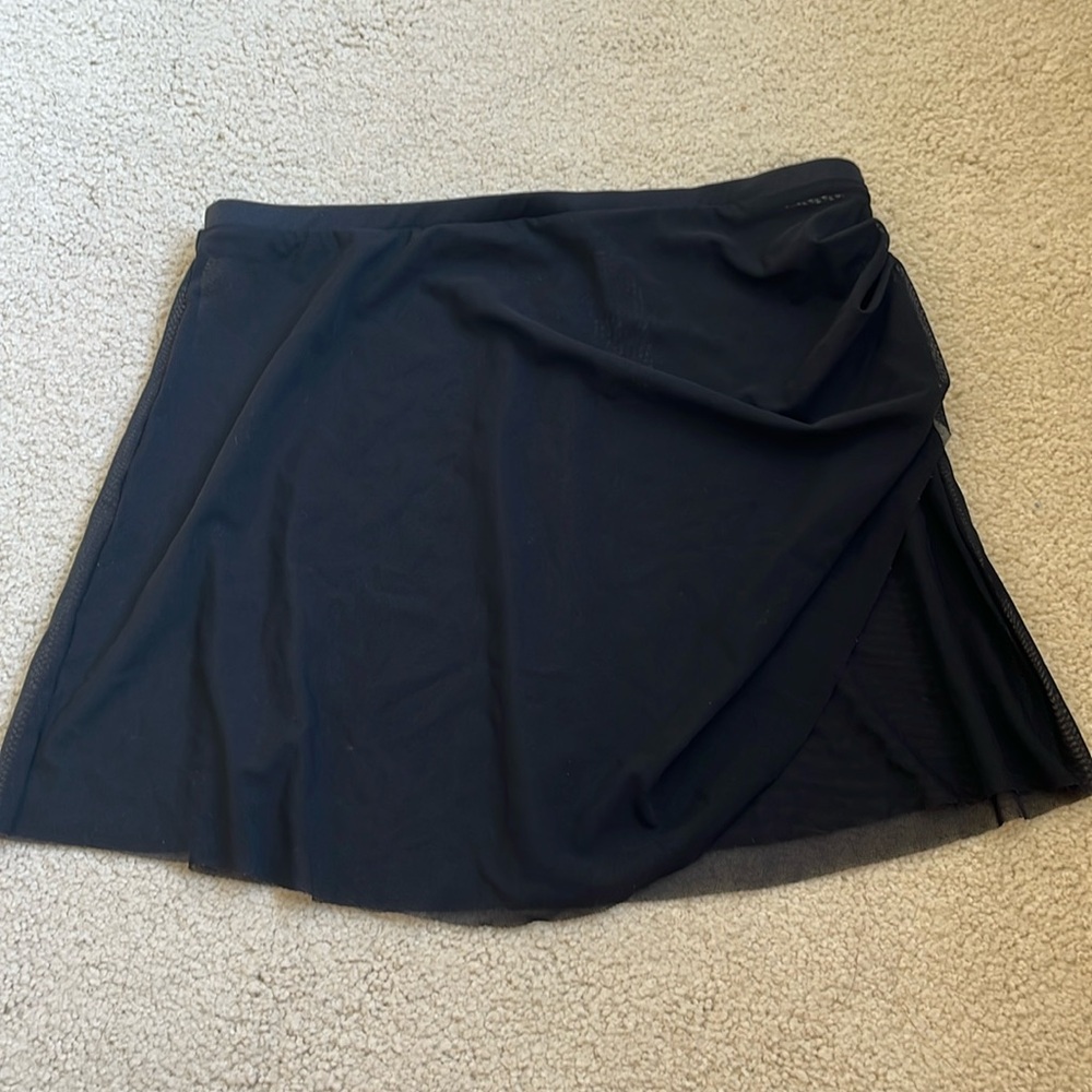 Women's Bloch black Dance Skirt size Small Excellent